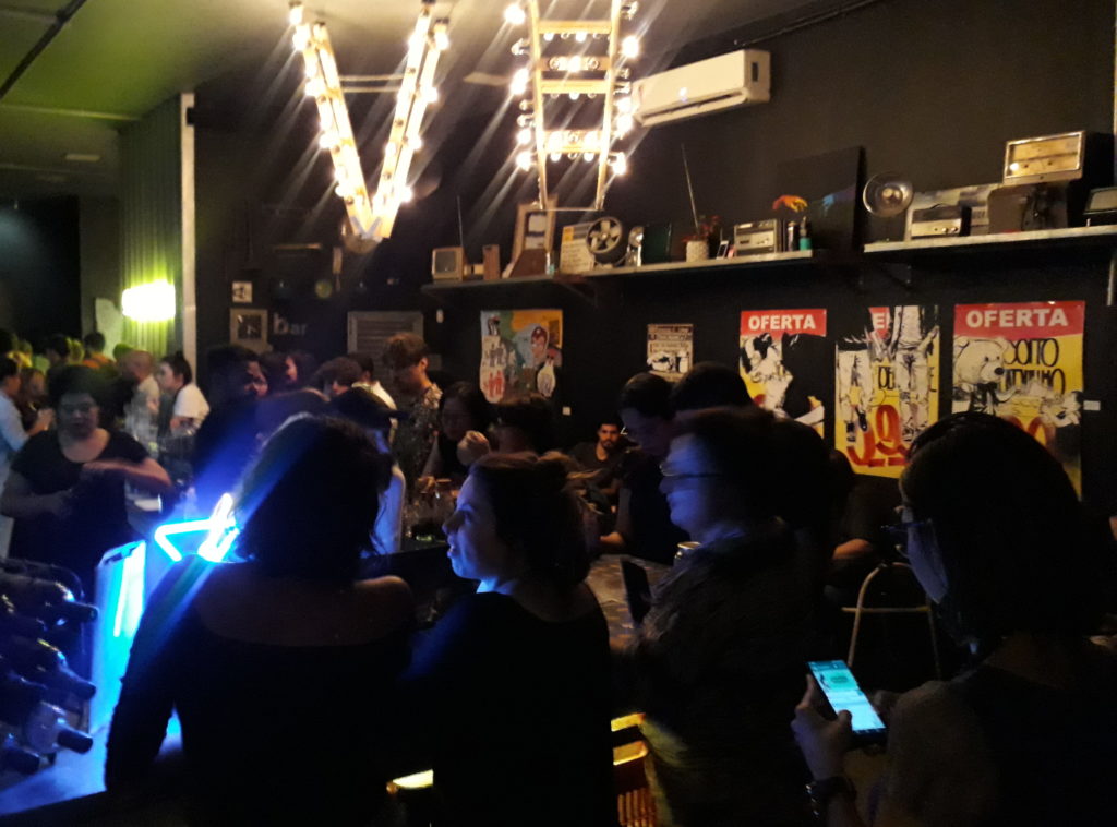 9 bares em São Paulo para quem ama jogar sinuca