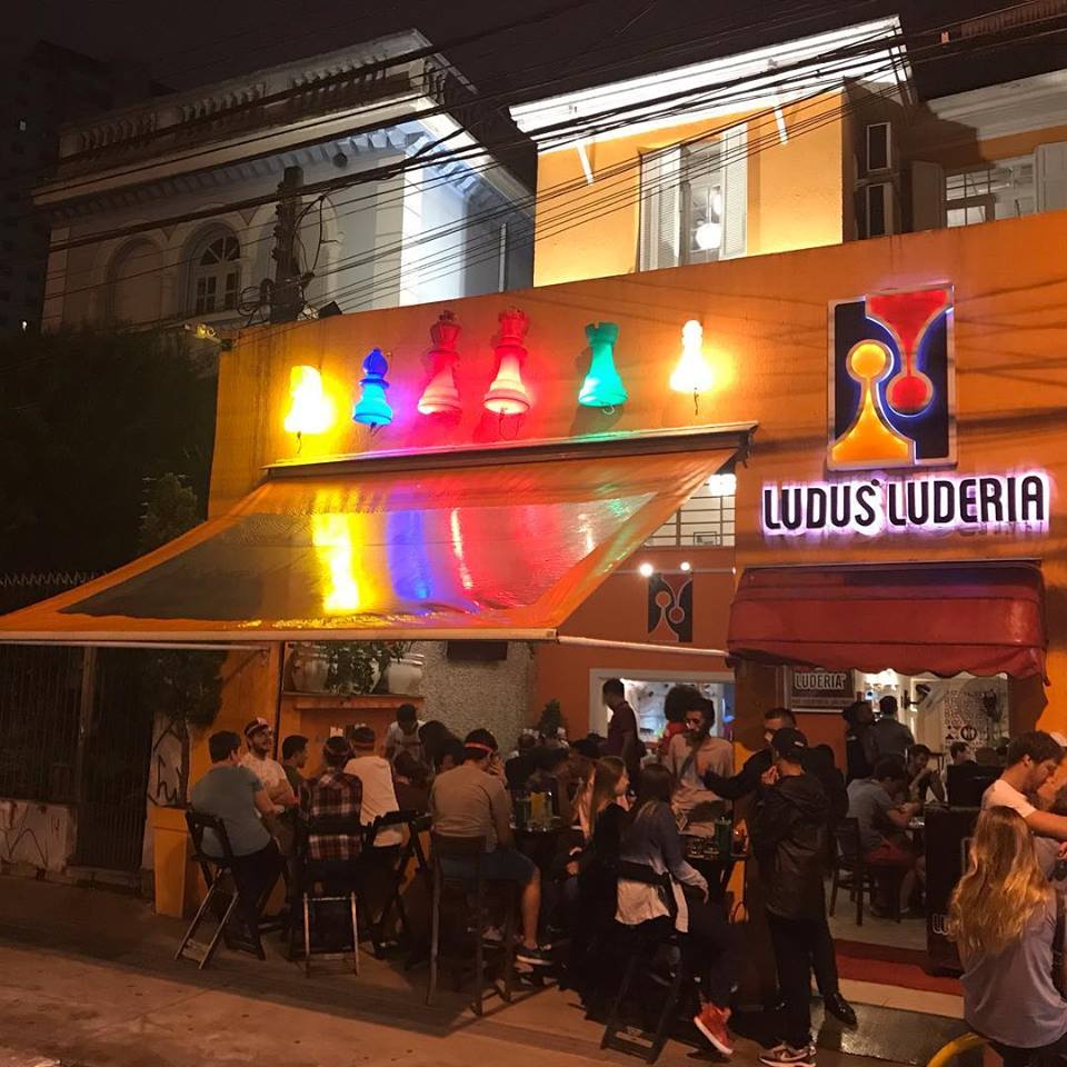 São Paulo para crianças - Restaurante Ludus Luderia é boa opção para noite  de jogos em família acompanhado de uma deliciosa gastronomia